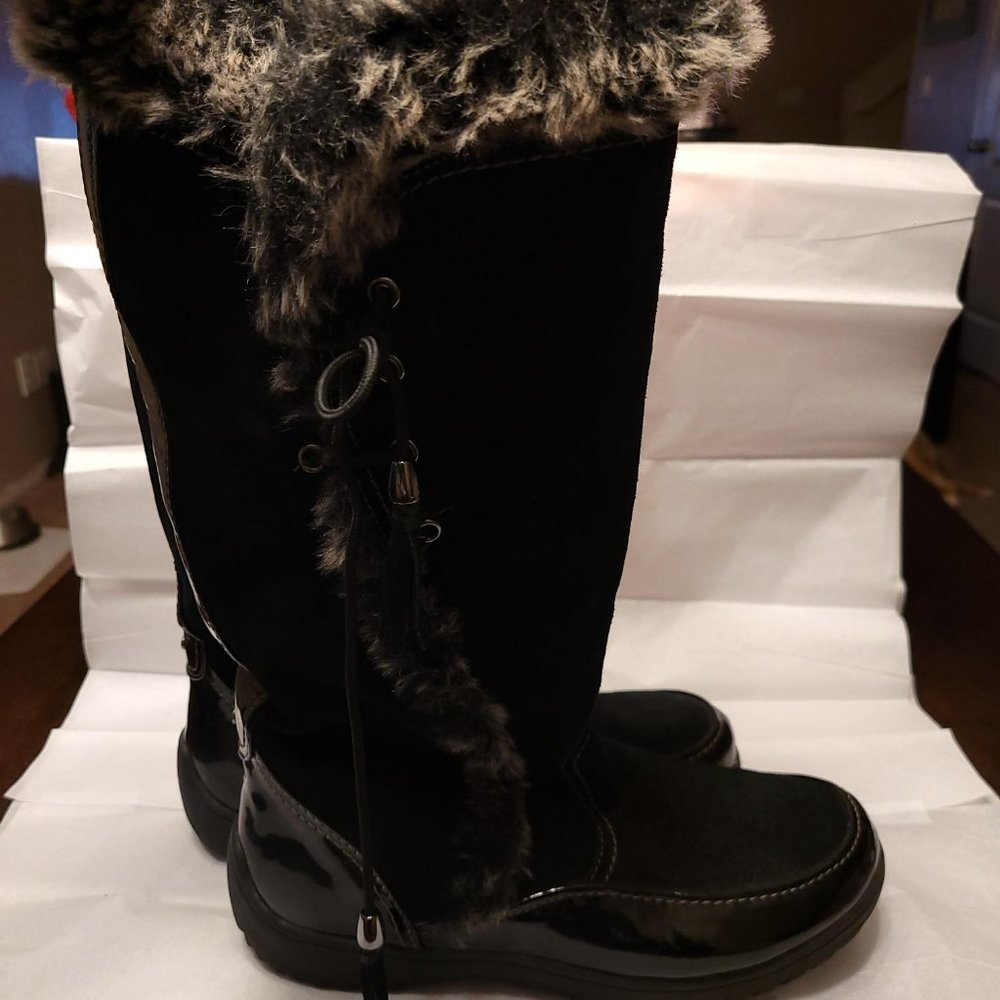 Sporto Black Patent Leather/Suede Boots with Fur